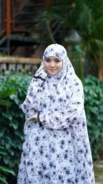 Salat Long Khimar [Salat Khimar 004]